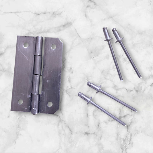 Piano hinge